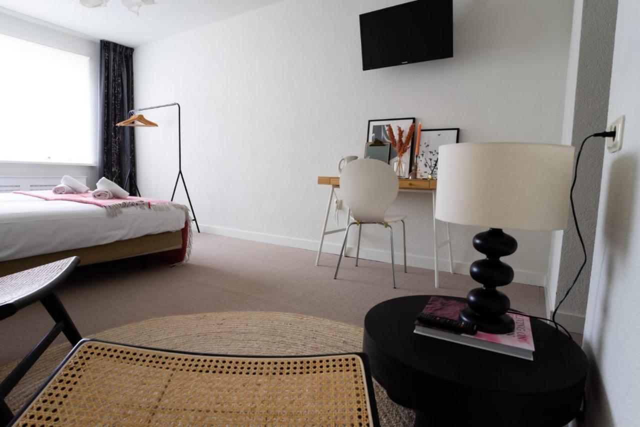 Hotel Restaurant De Loenermark Loenen ภายนอก รูปภาพ